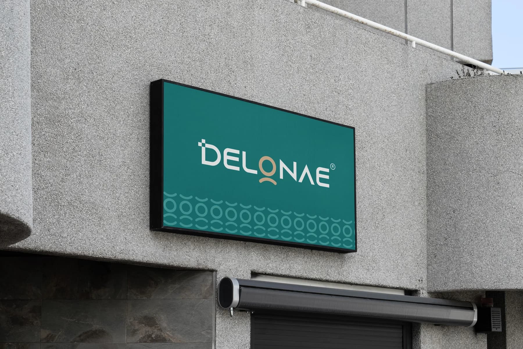 Delonae — image 2 of 10